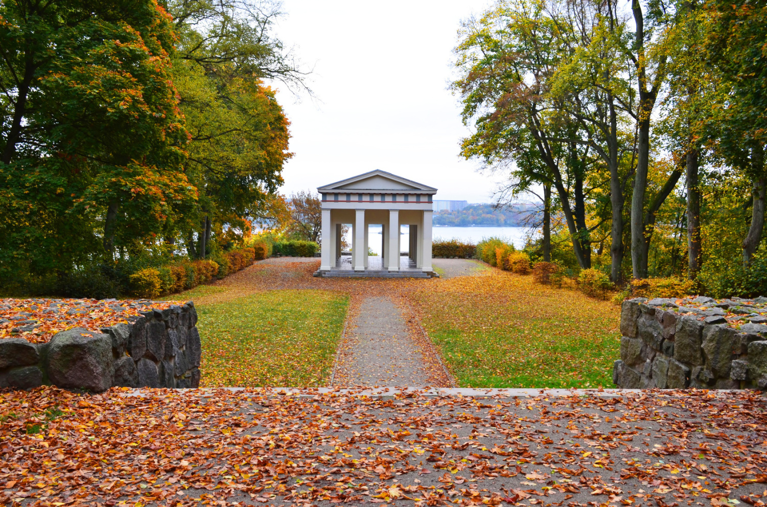 Belvedere Neubrandenburg | Detektei Neubrandenburg | Detektiv Neubrandenburg